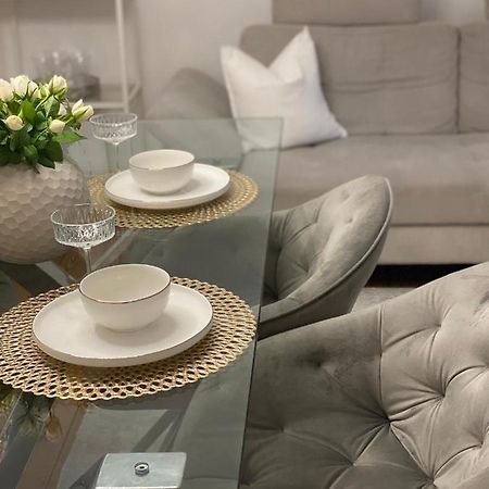 Altbau-Oase Der Eleganz: Stadtnaher Komfort Pur ヴィースバーデン エクステリア 写真