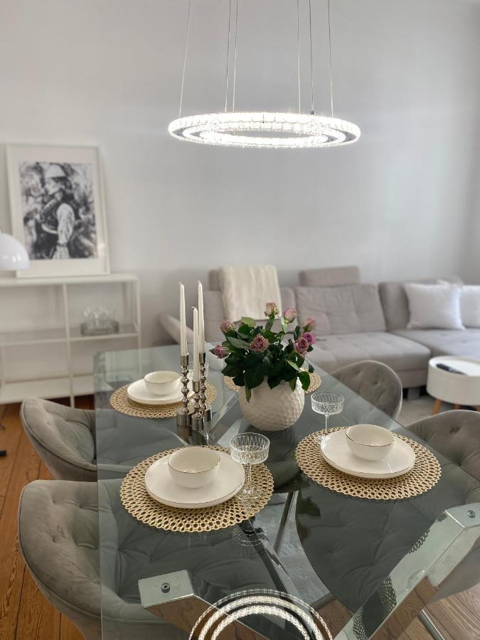 Altbau-Oase Der Eleganz: Stadtnaher Komfort Pur ヴィースバーデン エクステリア 写真